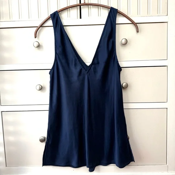 J.CREW The 2003 Washed Silk V-Neck Tank Bias Cut size 2 - Picture 1 of 11